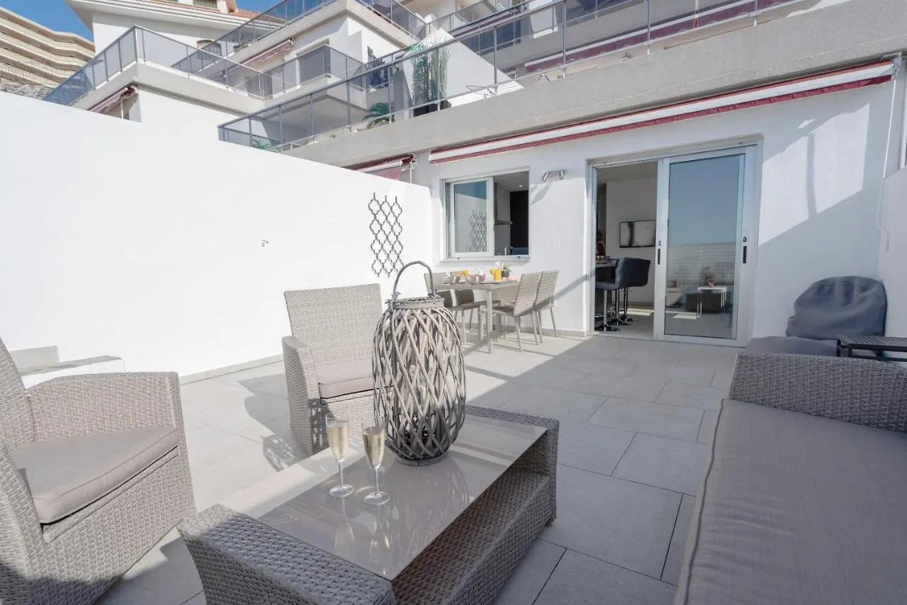 Luxurious Apartment With Large Terrace And Sea Views Tabaiba Spanien